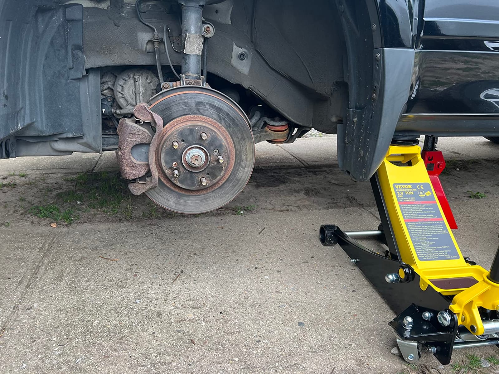 VEVOR 3 Ton Low Profile Floor Jack customer photo 2