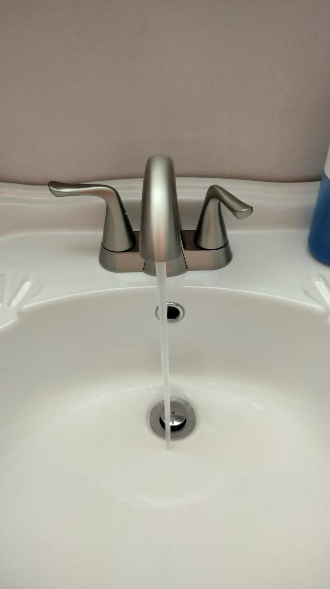Pfister Willa 4 inch Centerset Bathroom Sink Faucet 2-Handle 3-Hole NSF Certified Spot Defense Brushed Nickel Vanity Faucet with Push & Seal Drain Installation LF048MALGS customer photo 2