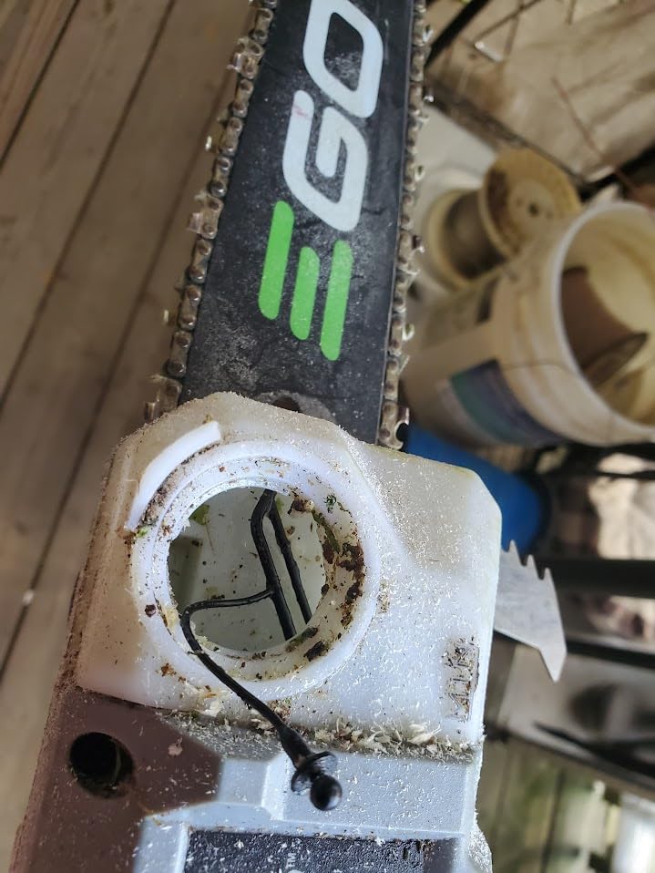 EGO Power+ Pole Saw for Tree Trimming, Cordless Electric Pole Saw with Telescopic LED Cut Line Indicator, Includes 56V 2.5Ah Battery and Charger - PS1001 customer photo 1