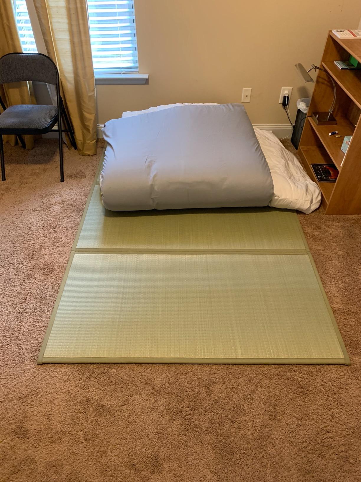 FULI Japanese Tatami Mattress, Foldable Igusa Rush Grass, Natural, Queen | Tatami Rug, Japanese Floor Mattress Mat, Made in Japan, 0.5 in thick, firm woven surface, tri-fold customer photo 1