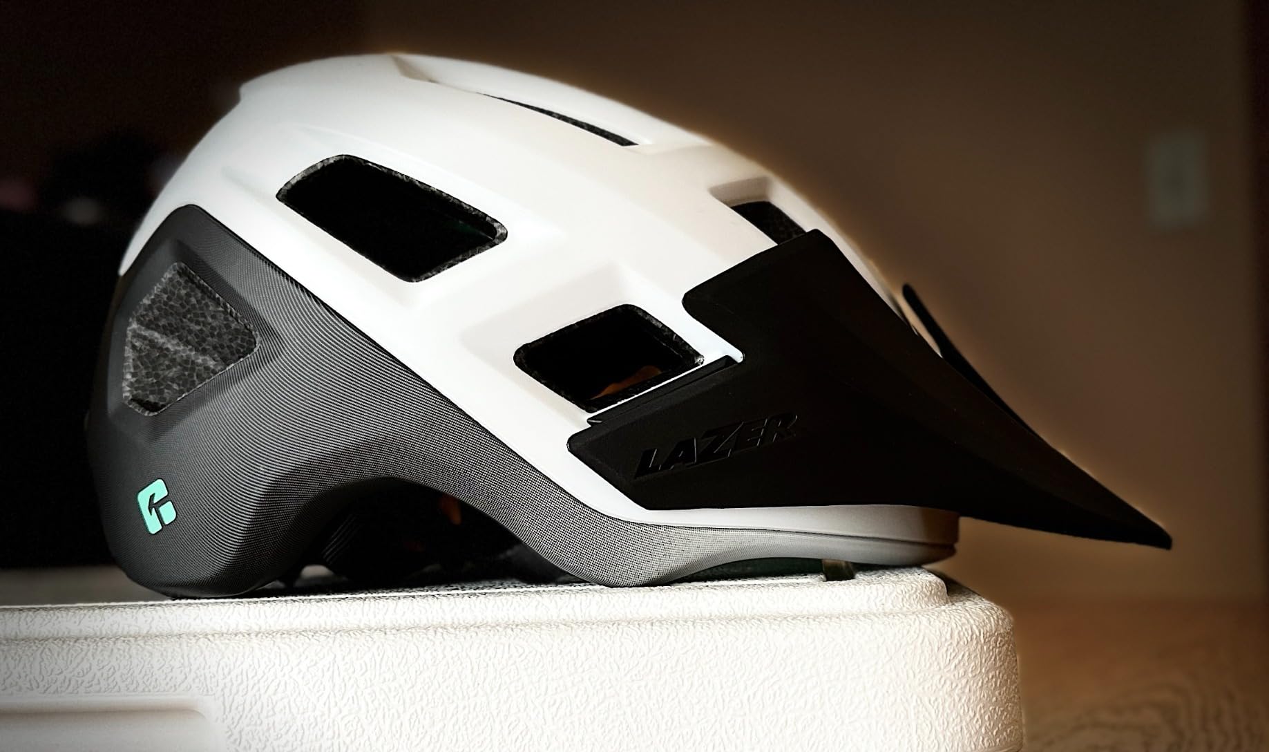 LAZER Coyote KinetiCore Bike Helmet, Bicycling Gear for Adults, Men & Women's Cycling Head Gear customer photo 1