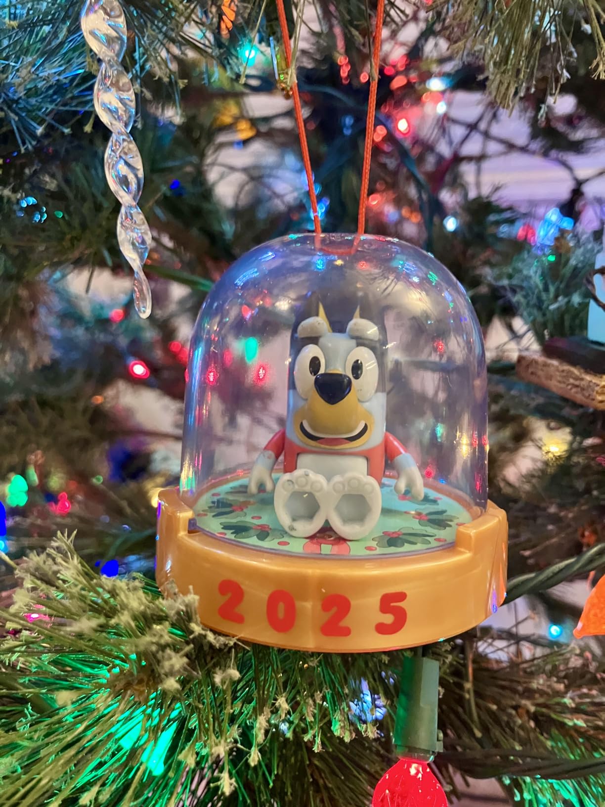 Bluey Advent Calendar 2026, 24 Days of Surprises, Mini Tree | Includes 3 mini figures, 16 holiday accessories, 5 stickers, plus Bartlebee, Bluey, and Bingo in Christmas jumpers customer photo 1