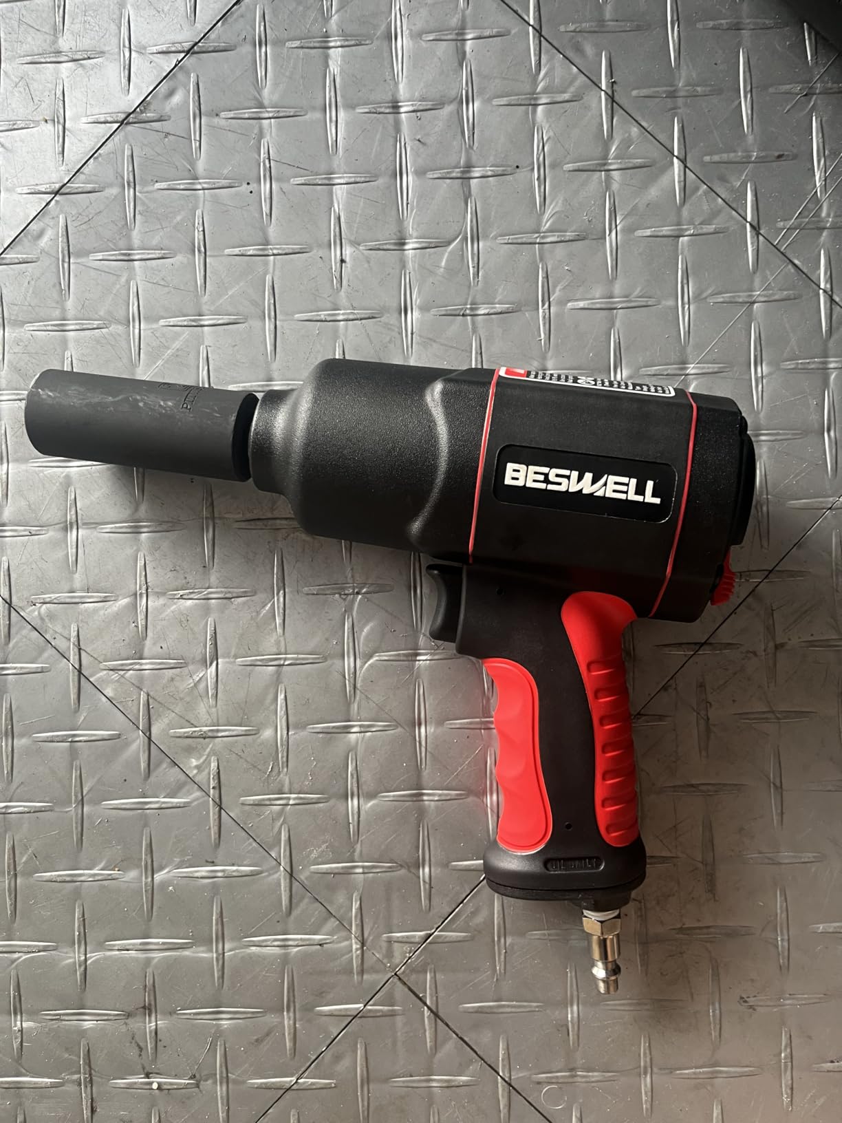 BESWELL BW-112BN 1/2-Inch Air Impact Wrench with 1180 Ft-Lbs Max Torque | Twin hammer impact wrench for auto repair, tire changes & body shop customer photo 1