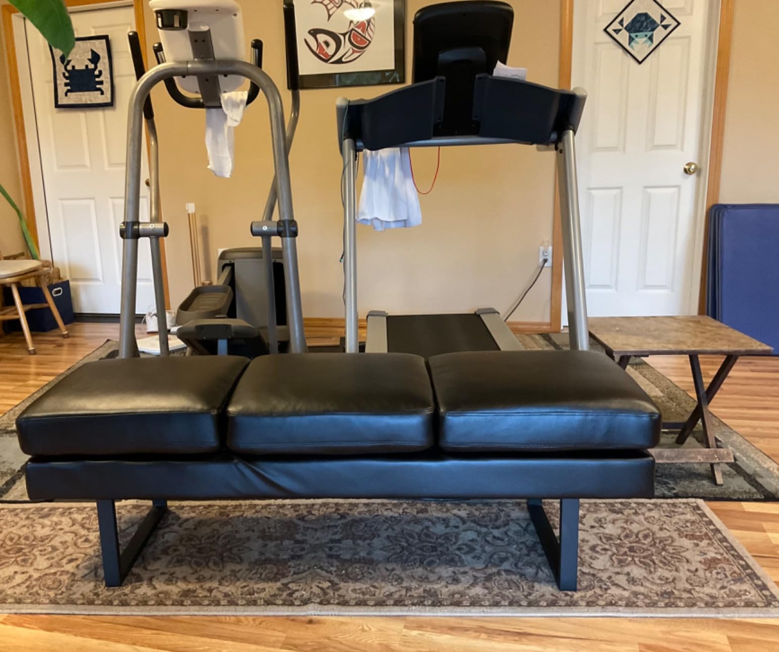 Furmax Waiting Room Chairs Faux Leather Office Guest Chair, 59.6 Inches Conference Room Chairs 3 Seats Upholstered Reception Bench, Lobby Furniture for Salon and Shop, Black customer photo 2