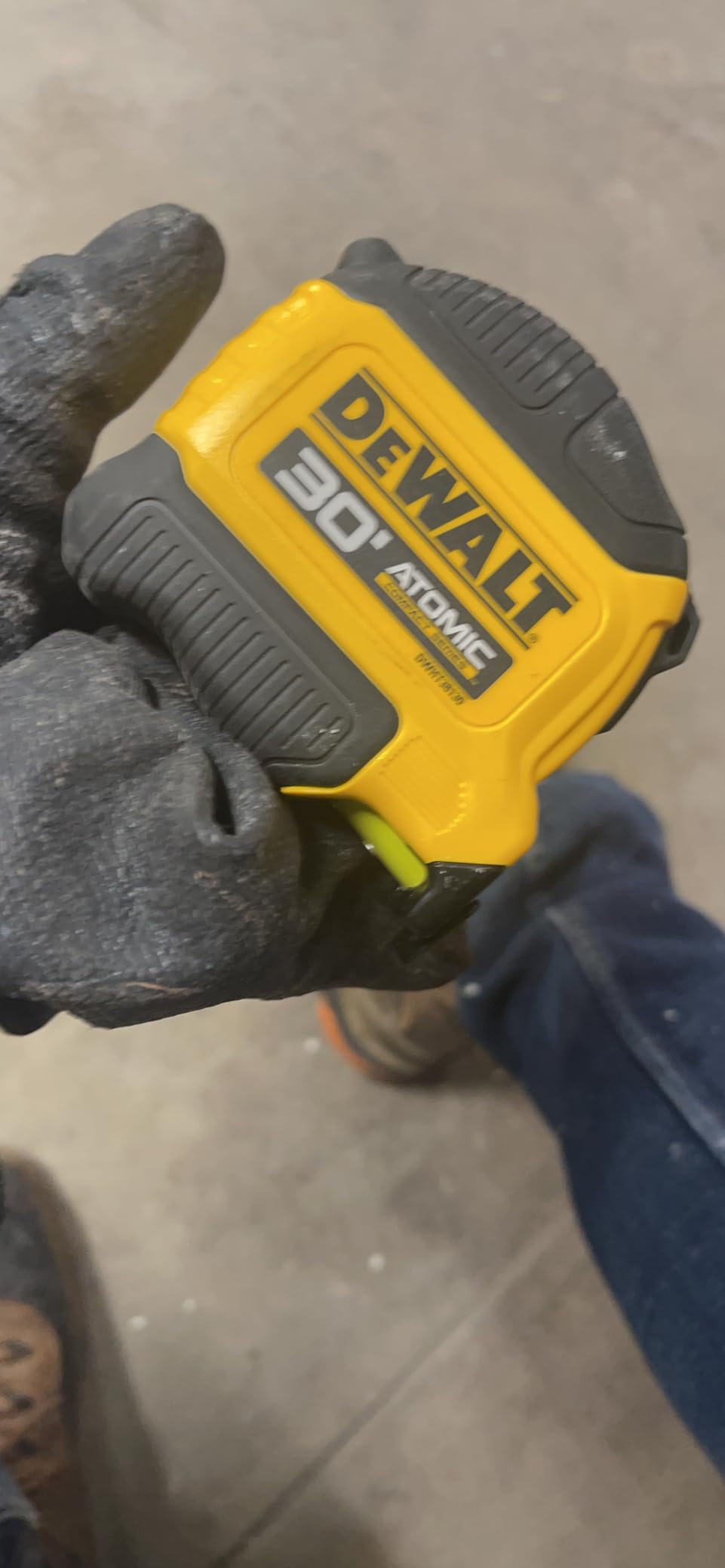 DEWALT Atomic Compact Series 25 ft. Tape Measure (DWHT38125S) customer photo 1