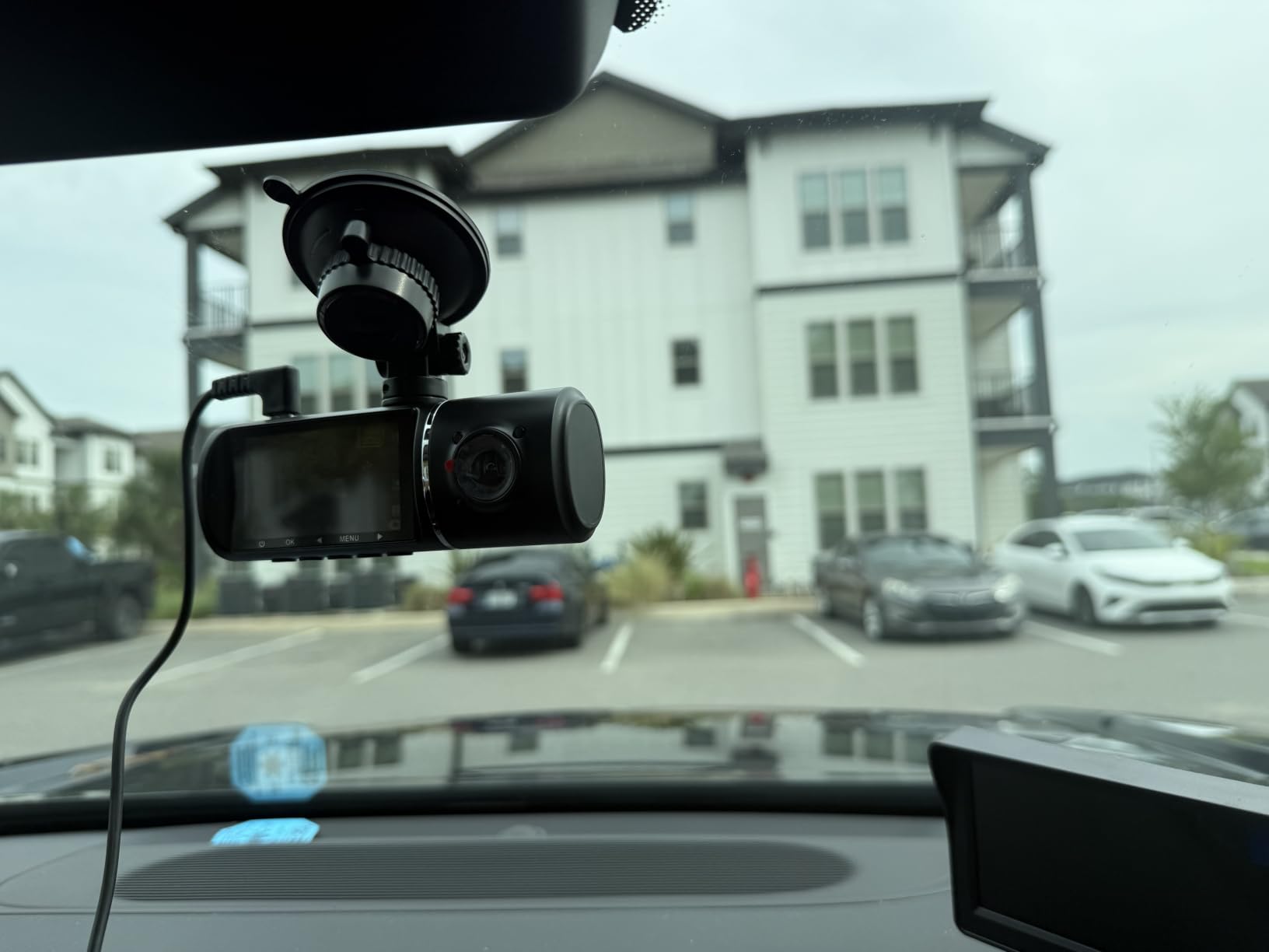 Dash Cam Front and Rear, 1080P Dash Camera for Cars, 3 Channel Car Camera Front Rear and Inside with 32GB Card customer photo 1