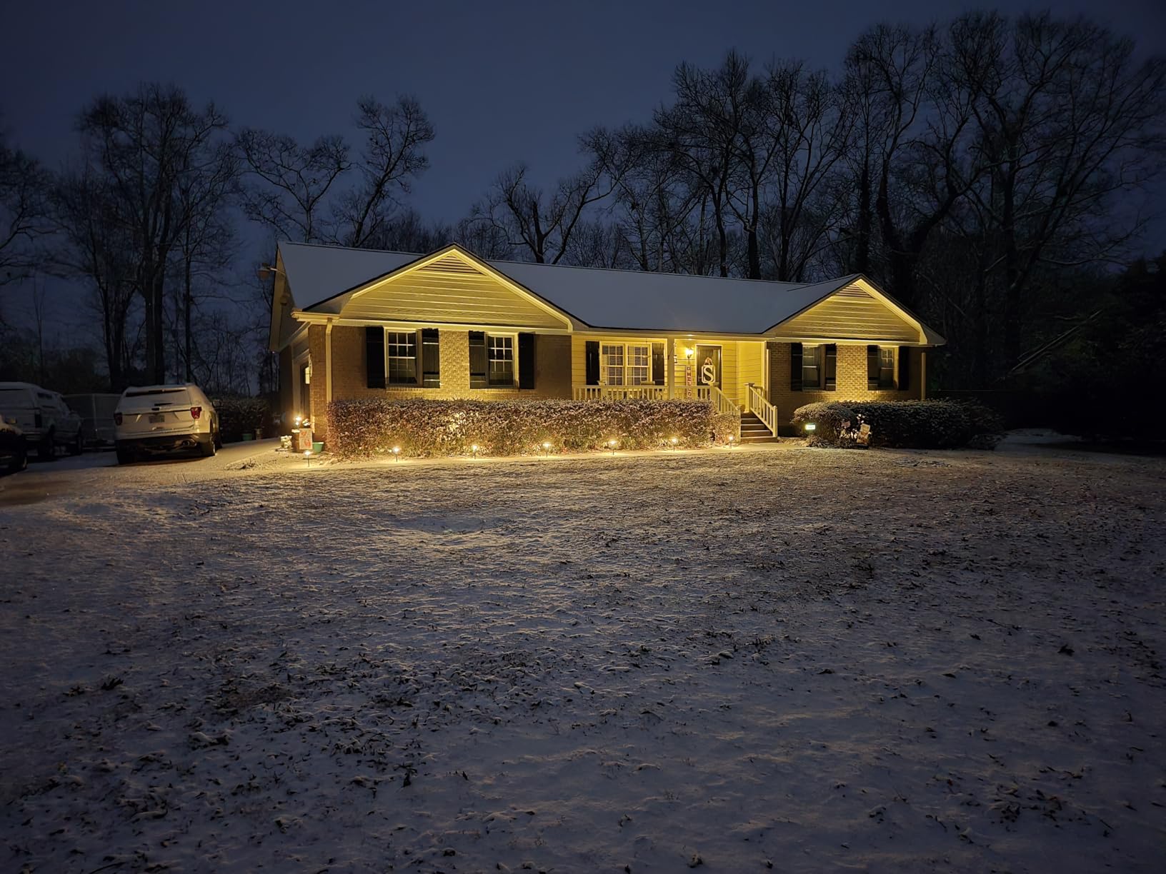 SUNVIE LED Low Voltage Landscape Lighting 12V Landscape Lighting Kit with Connectors, Low Voltage Pathway Lights with Spotlights Aluminum Pathway Lights Wired Waterproof for Patio Yard Garden, 12 Pack customer photo 2