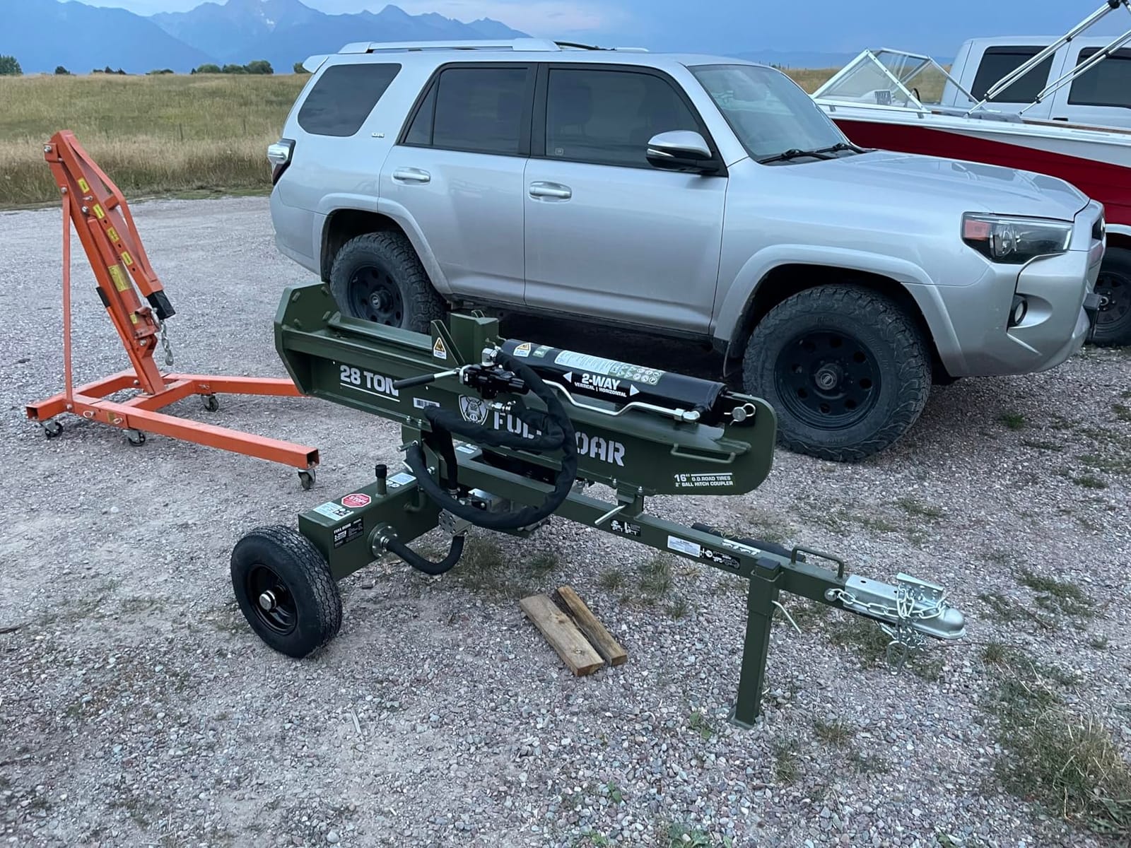 28 Ton Log Splitter-Full Boar Engine 212cc (49 State) customer photo 2
