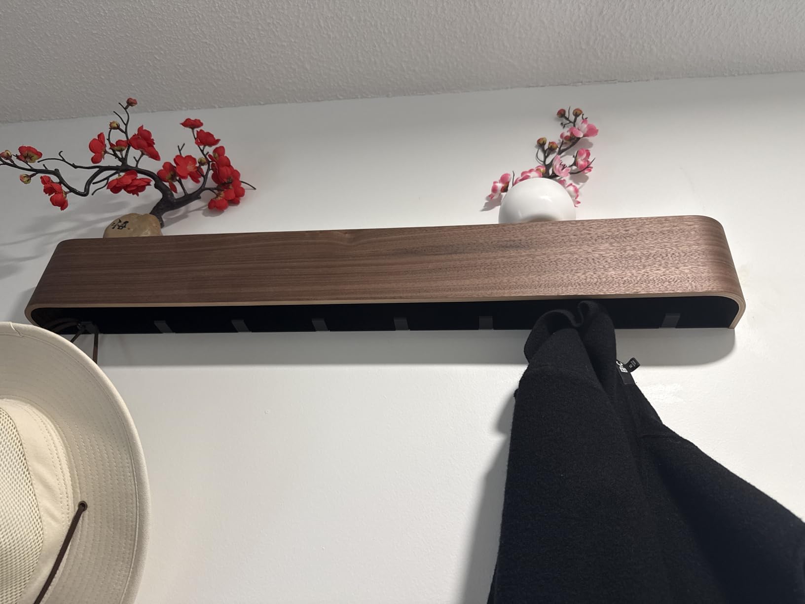 Kazai. Wall-Mounted Coat Rack 'Toke' - Modern Design Coat Rack with Hidden Wall Hooks - Solid Wood Veneer Panel Coat Hanger - Walnut customer photo 2