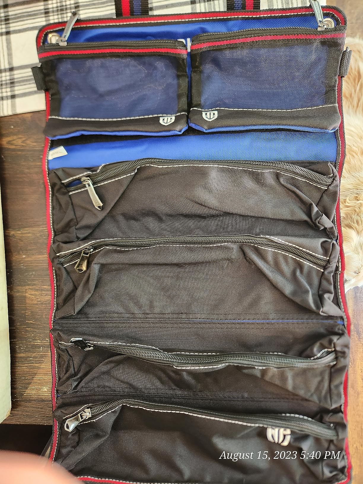 WORKPRO Roll Up Tool Bag with 6 Pockets and Detachable Pouches | Heavy Duty Oxford Fabric, 4 Zipper Tool Pouches, 2 Detachable Pouches, Organized Storage for Garage, Workshop & Jobsite customer photo 1