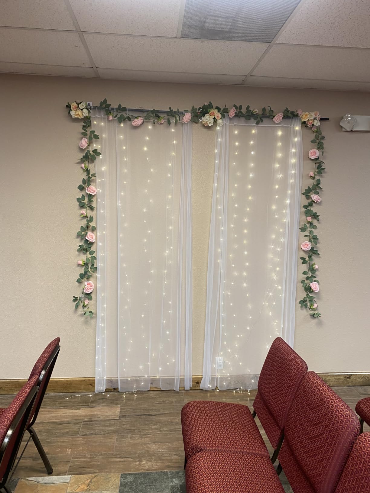 10x10ft White Tulle Backdrop Curtain with Lights String for Parties, Sheer Curtain Backdrop Drapes for Wedding Baby Shower Bridal Shower Birthday Party Photography Background Decoration customer photo 1