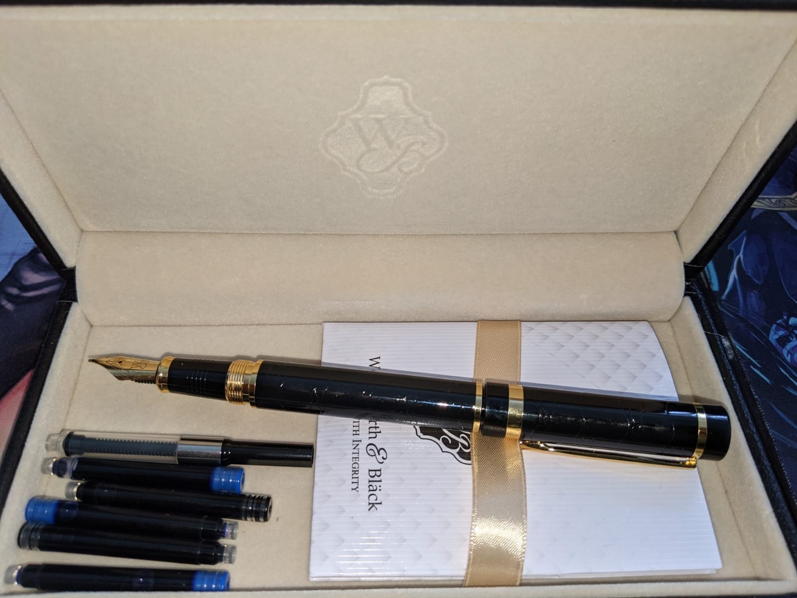 Wordsworth & Black Primori Luxury Fountain Pen Set for Writing, Medium Nib | Red Gold, Gift for Men Women, Metal Body, 18K German Iridium, Calligraphy, Converter + 24 Ink Cartridges, Refillable customer photo 1