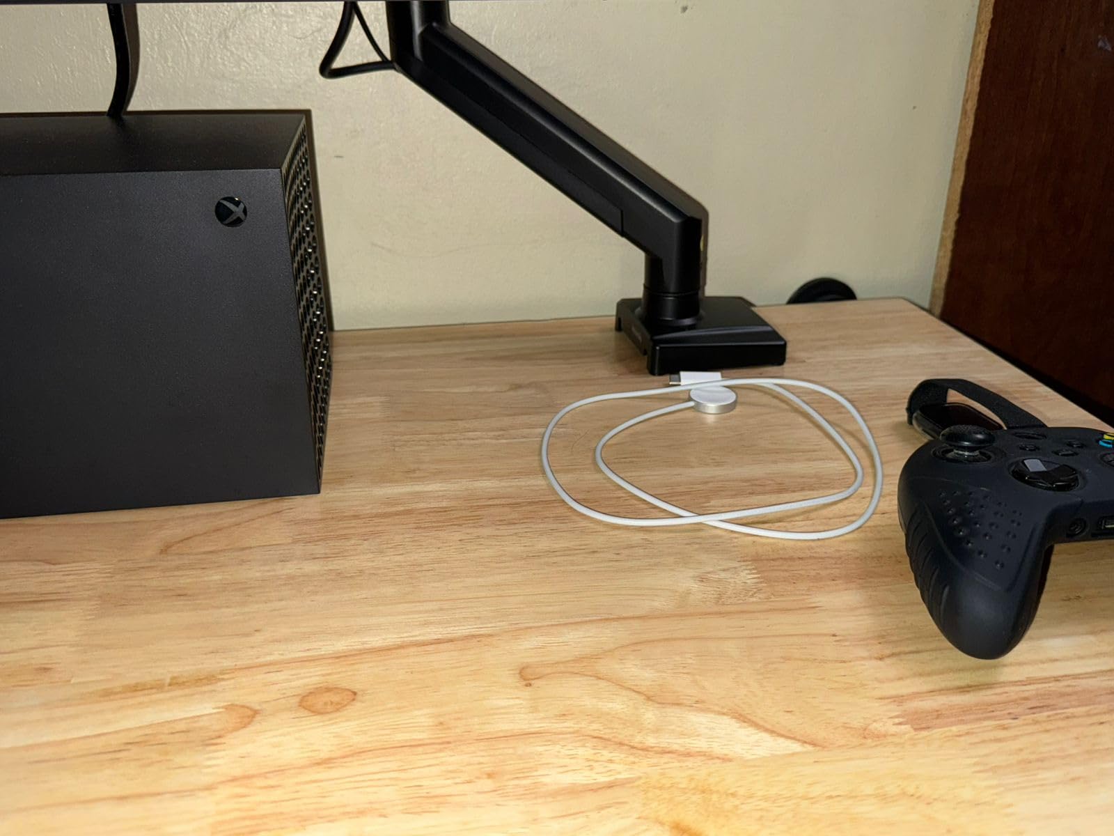 VEVOR Workbench for Garage 72