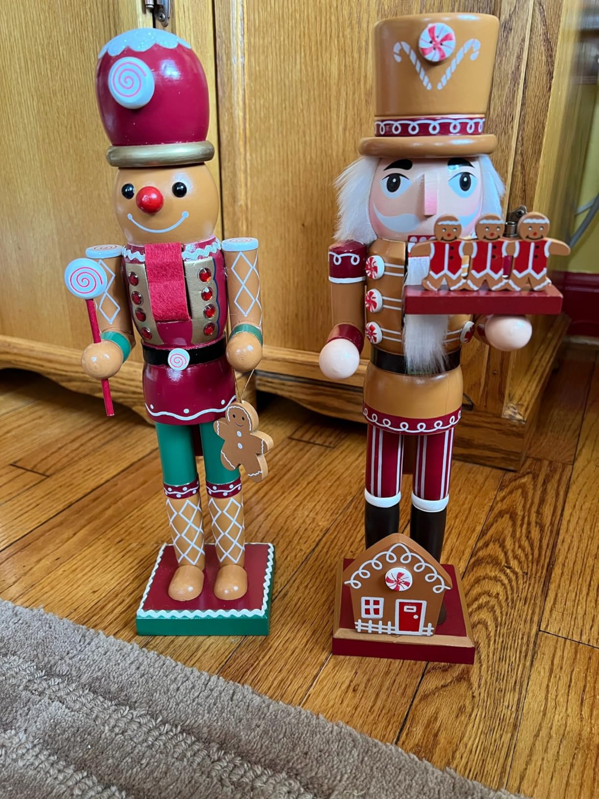 Soaoo 2 Pcs Christmas Wooden Nutcracker Figures 14'' Nutcrackers Soldier Christmas Decor with Gingerbread Man Traditional Xmas Figures for Desktop Table Collectible Decoration customer photo 2