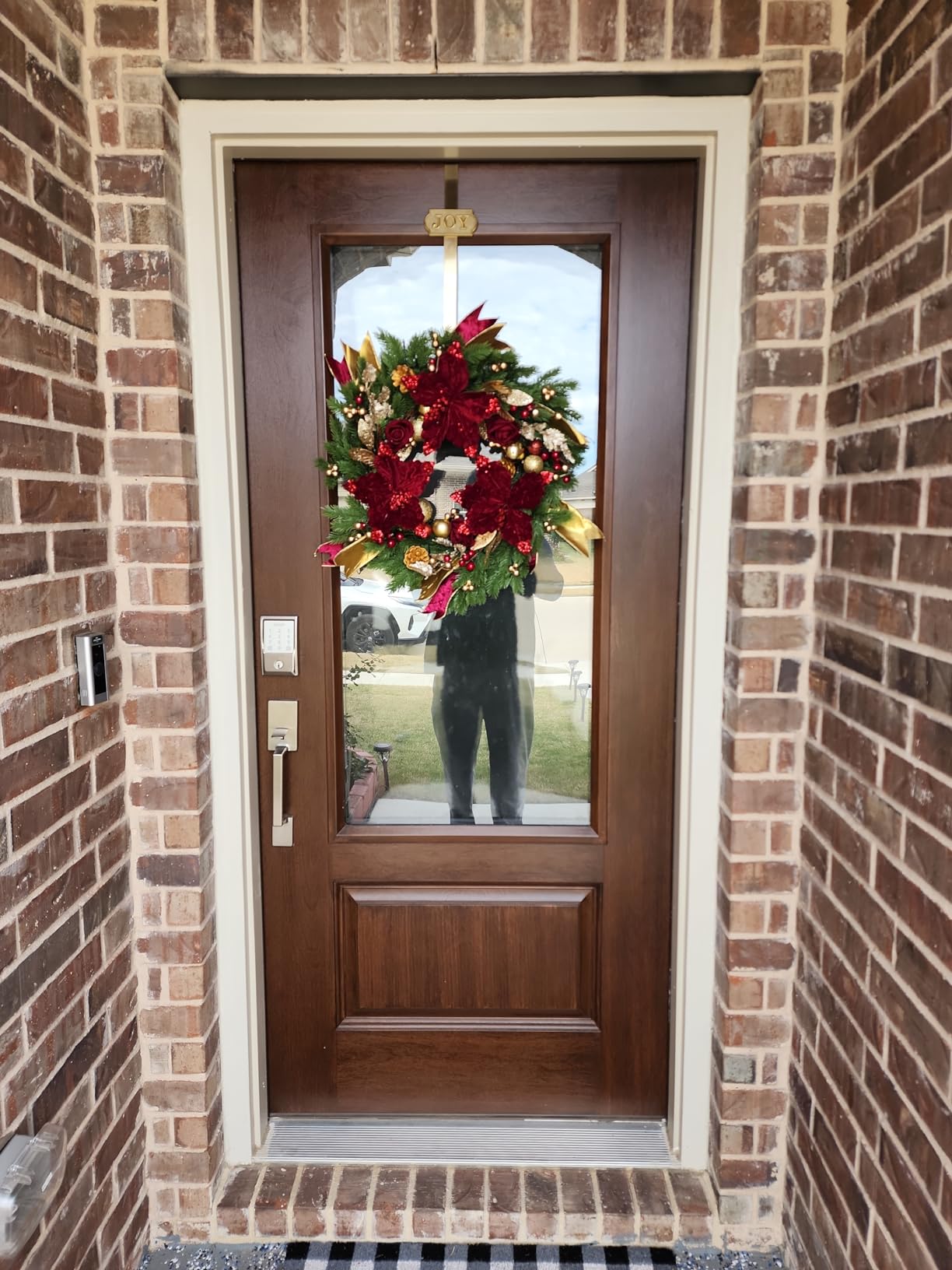 Christmas Wreaths for Front Door, Soomeir 24 Inch Outdoor Christmas Wreath with Lights, Large Prelit Wreath for Holiday Winter Window Outdoor Indoor Xmas customer photo 1