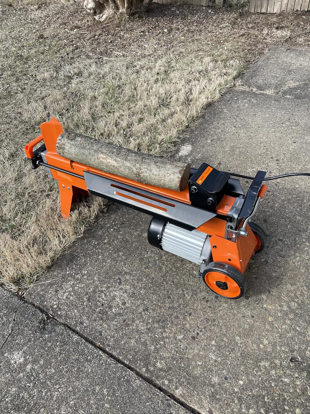 PROYAMA 7T Electric Log Splitter, 15A Motor Wood Splitter with Cross Wedge | Firewood Splitting Machine with Hydraulic Ram for Home Heating, and Yard Maintenance customer photo 2