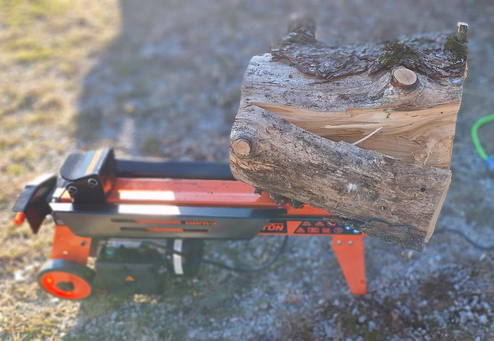 PROYAMA Log Splitter 7 Ton with Stand, Wood Splitter Electric Powered, Hydraulic Ram, Firewood Splitting Machine Black Stand Wood Splitter customer photo 1
