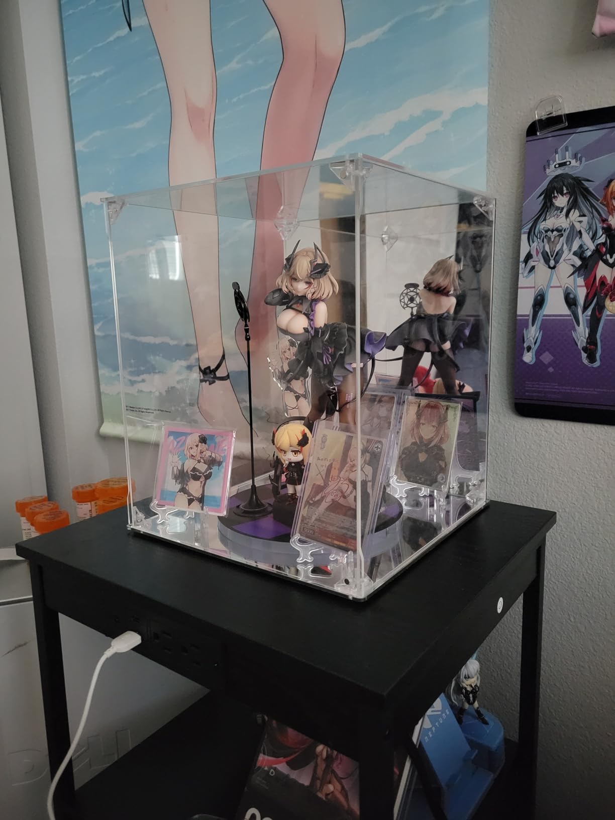 Acrylic Display Case, Mirrored Back and Base, UV Protected, Front Door with Magnetic Buckle, Display Box, Dustproof Showcase for Figures, Collections, Models, Toys (6x6x10 inch, 15x15x25 cm) customer photo 2