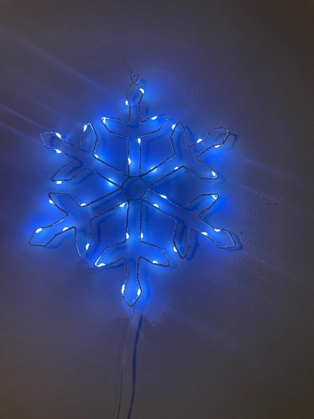 Zimati Christmas Window Lights Decorations Snowflake Silhouette | 14 in Iron Frame, Cool White, USB Powered, Timer, Remote Control, 8 Lighting Modes, Suction Cup Hook, Home Door Xmas Decor customer photo 2