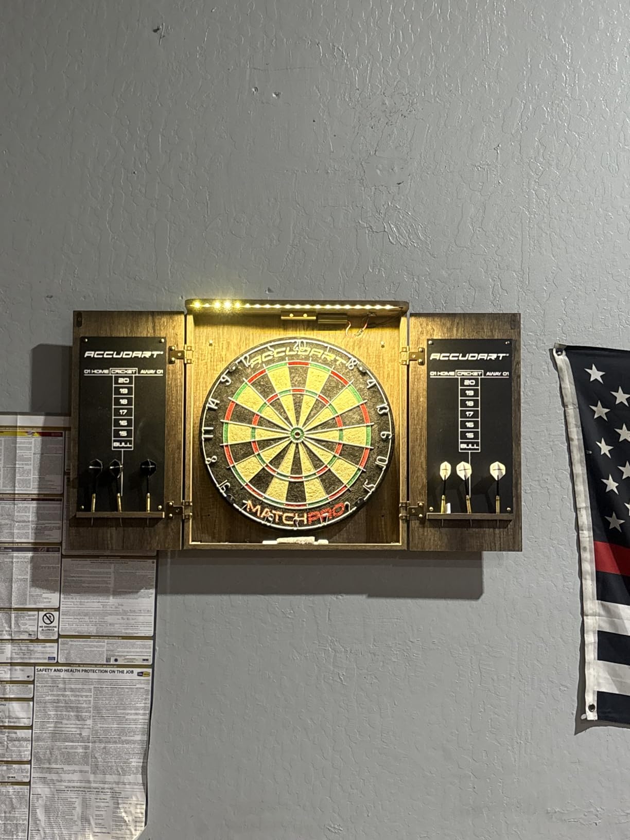 Accudart Match Pro Dartboard Cabinet Set - Official 18