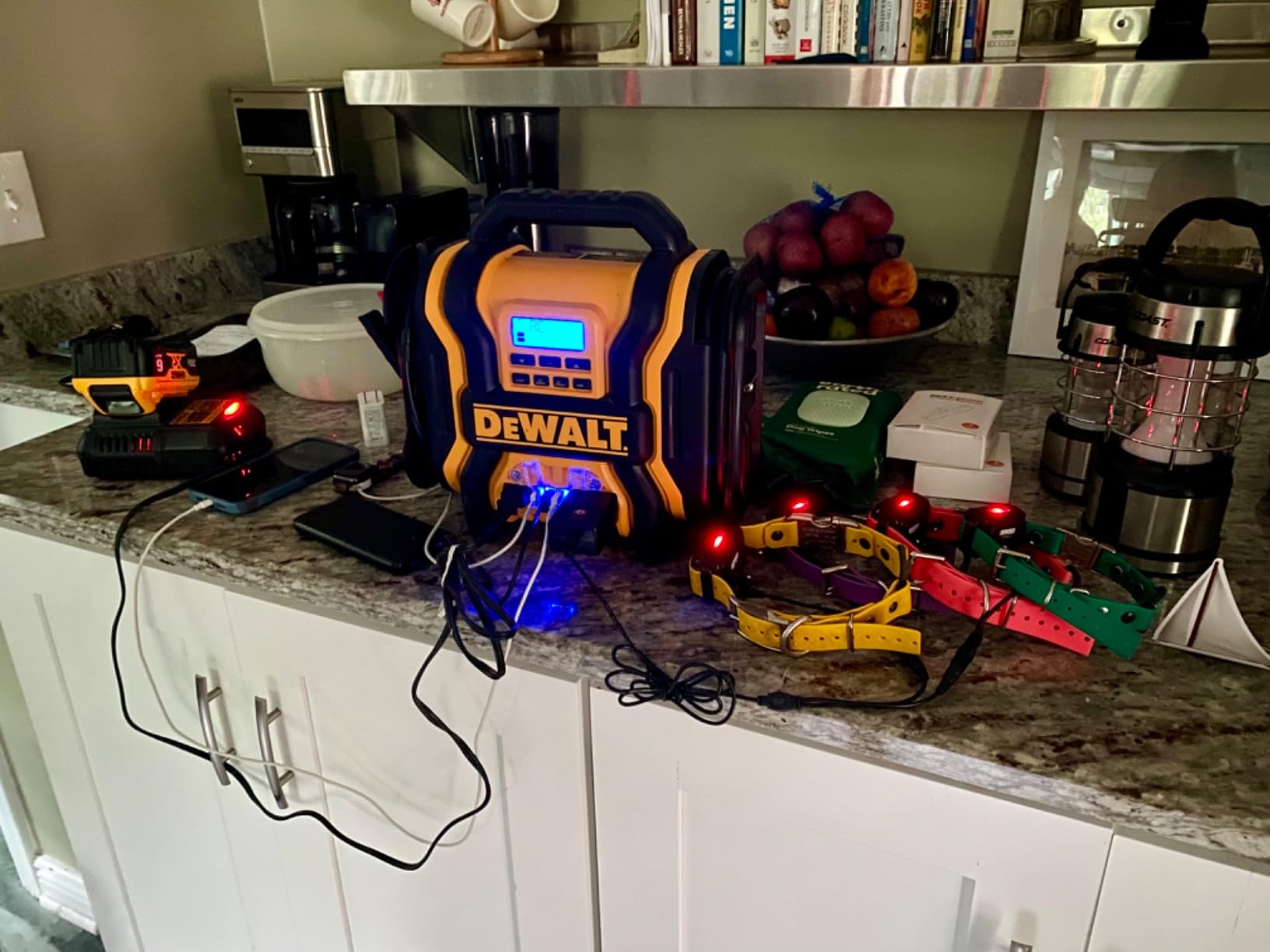 DEWALT DXAEPS14 2000 Peak Amp Jump Starter with 120 PSI Air Inflator | For 4, 6 and 8-cylinder gas or diesel cars and trucks, with portable 500W AC power, USB charging and built-in LED flashlight customer photo 1