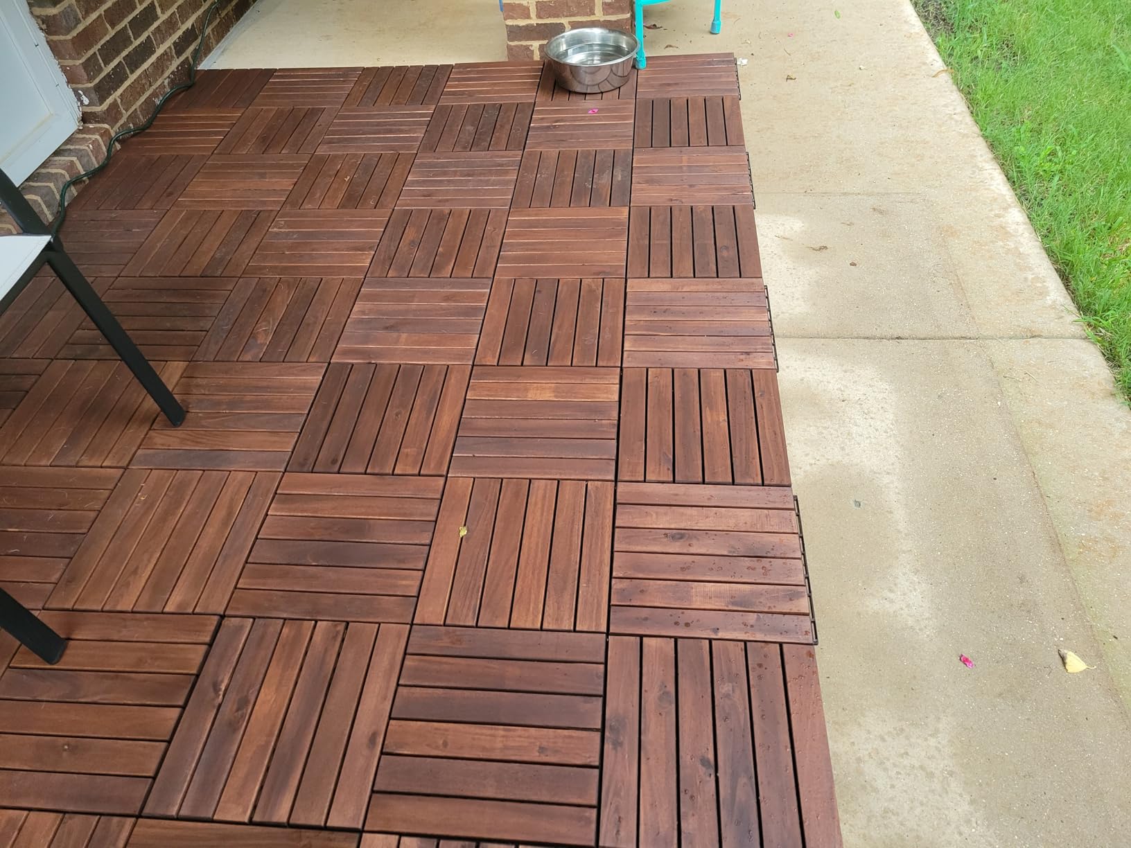THYOI Premium Acacia Wood Interlocking Deck Tiles - 10 Pack 12x12 Inch Waterproof Patio Flooring for Balcony, Backyard, Poolside - Golden Teak Crossed Pattern customer photo 1