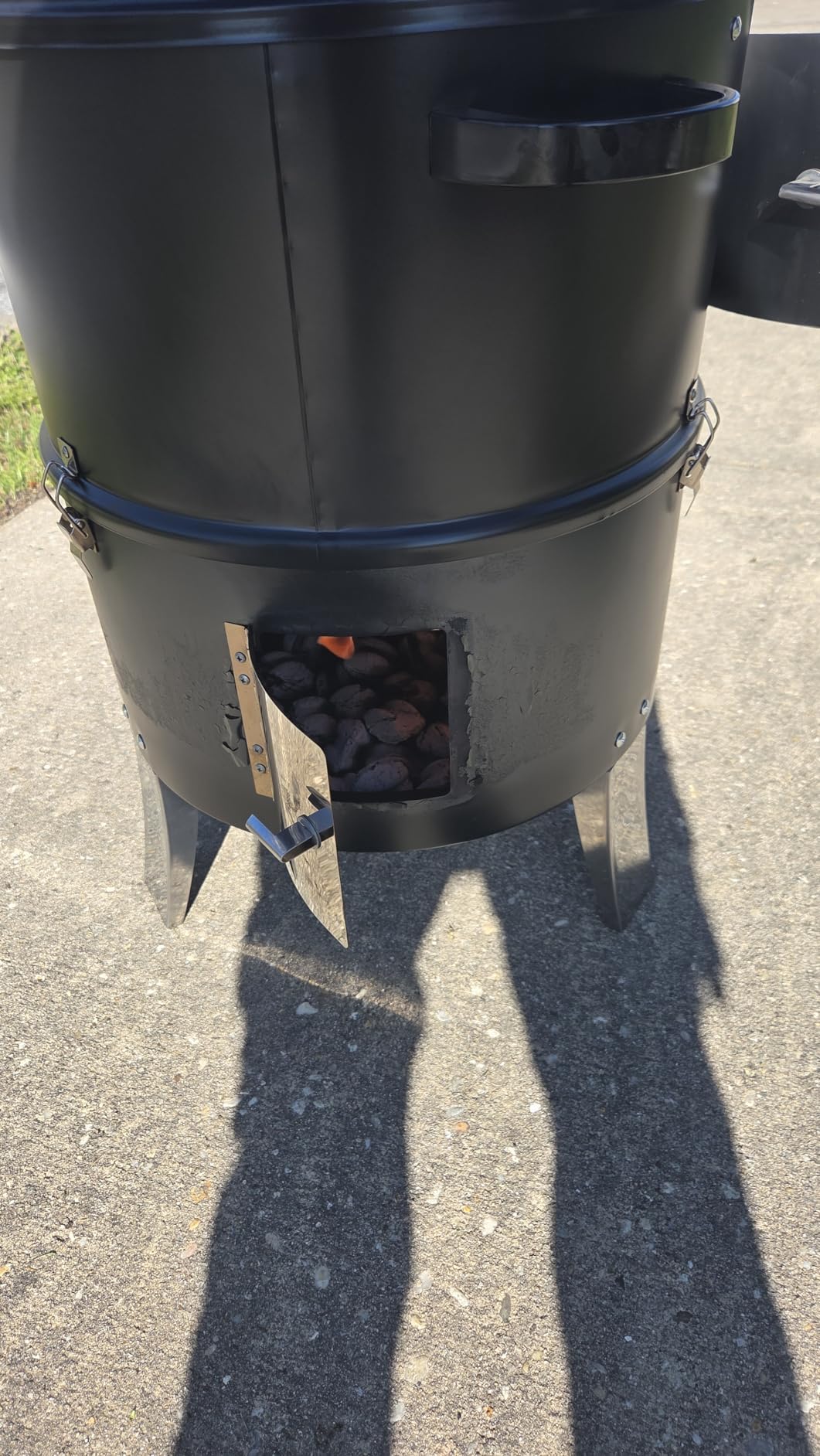 VINGLI 18 Inch Multi-Layer Charcoal BBQ Smoker Grill, Heavy Duty Round Grill, Vertical Smoker with Thermometer, for Outdoor Cooking, Patio, Parties, Backyard customer photo 1