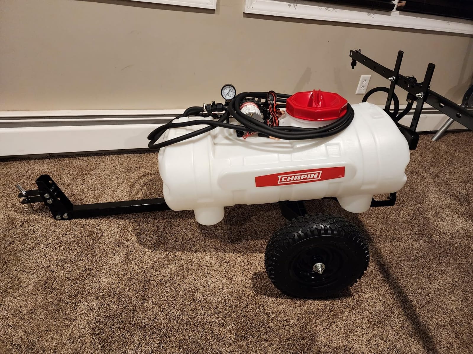 Chapin 97714: Made in The USA 25-Gallon Tow-Behind 2.5GPM/12V EZ Mount Deluxe Multi-Purpose ATV/UTV Tank Sprayer for Lawn & Garden, Farm & Acreage, Weed Control, w/ 2-Nozzle Spray Boom Attachment customer photo 1
