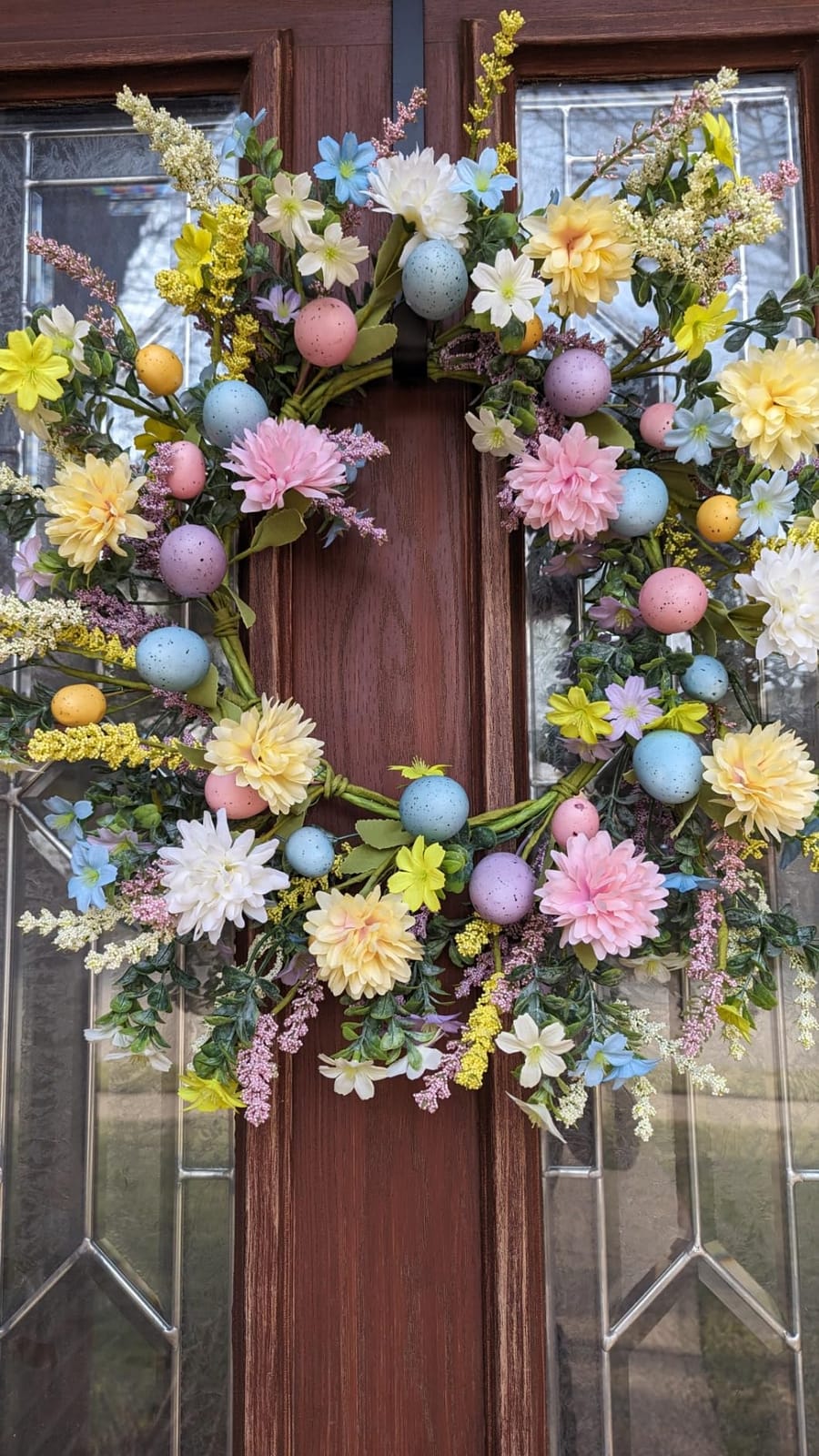 Sggvecsy 20 Inch Easter Wreath Spring Wreath Artificial Flower Wreath with Colorful Eggs Hydrangea Daisies Eucalyptus Leaves for Front Door Easter Summer Farmhouse Holiday Wall Home Window Decor customer photo 1
