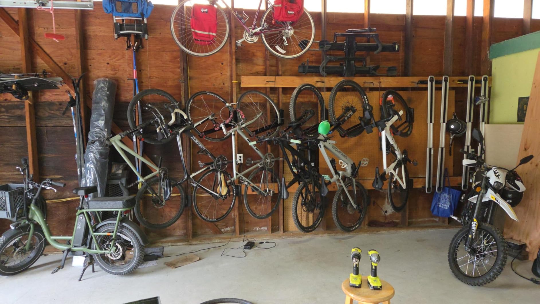 monTEK No-Lift Swivel Bike Wall Mount, Bike Hangers for Garage, 1 Pack customer photo 2