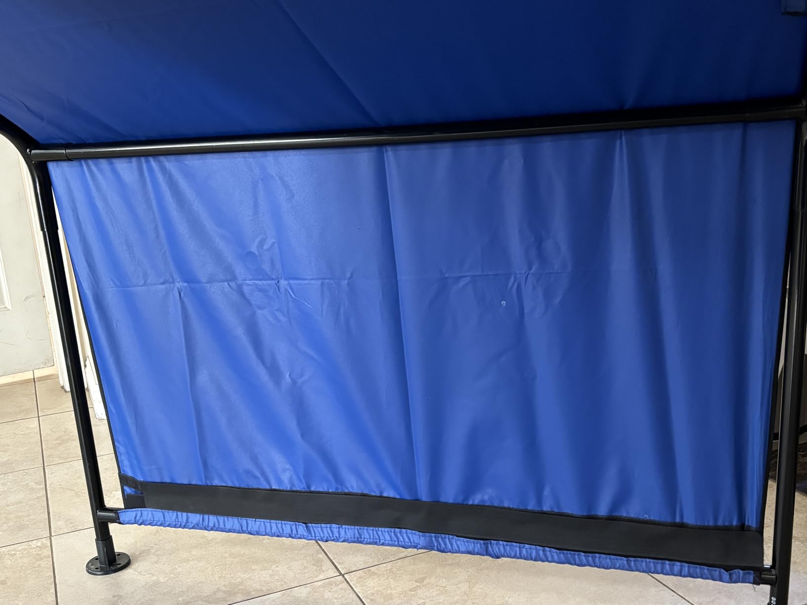 ShelterLogic 5' Outdoor Pet Shade, Versatile Pet Canopy Tent for Medium to Large-Breed Dogs, Cats, Small Animals and Livestock, Blue customer photo 2