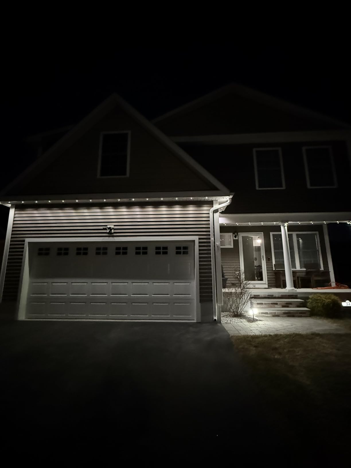 Enbrighten Eternity Permanent Outdoor Lights, 100ft with 72 RGBWIC LED Lights, App-Controlled, Cuttable, Christmas, Accent & Year-Round Eave Lighting, Works with Alexa & Google Home, 82730 customer photo 2