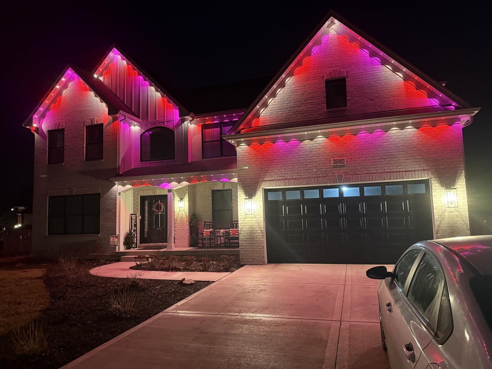 Govee Permanent Outdoor Lights 2, 100ft RGBIC Outdoor Lights with 16 Million Colors, IP67 Waterproof, 100 Scene Modes for Outdoor & Patio Area, Works with Alexa, Google Assistant, White customer photo 2