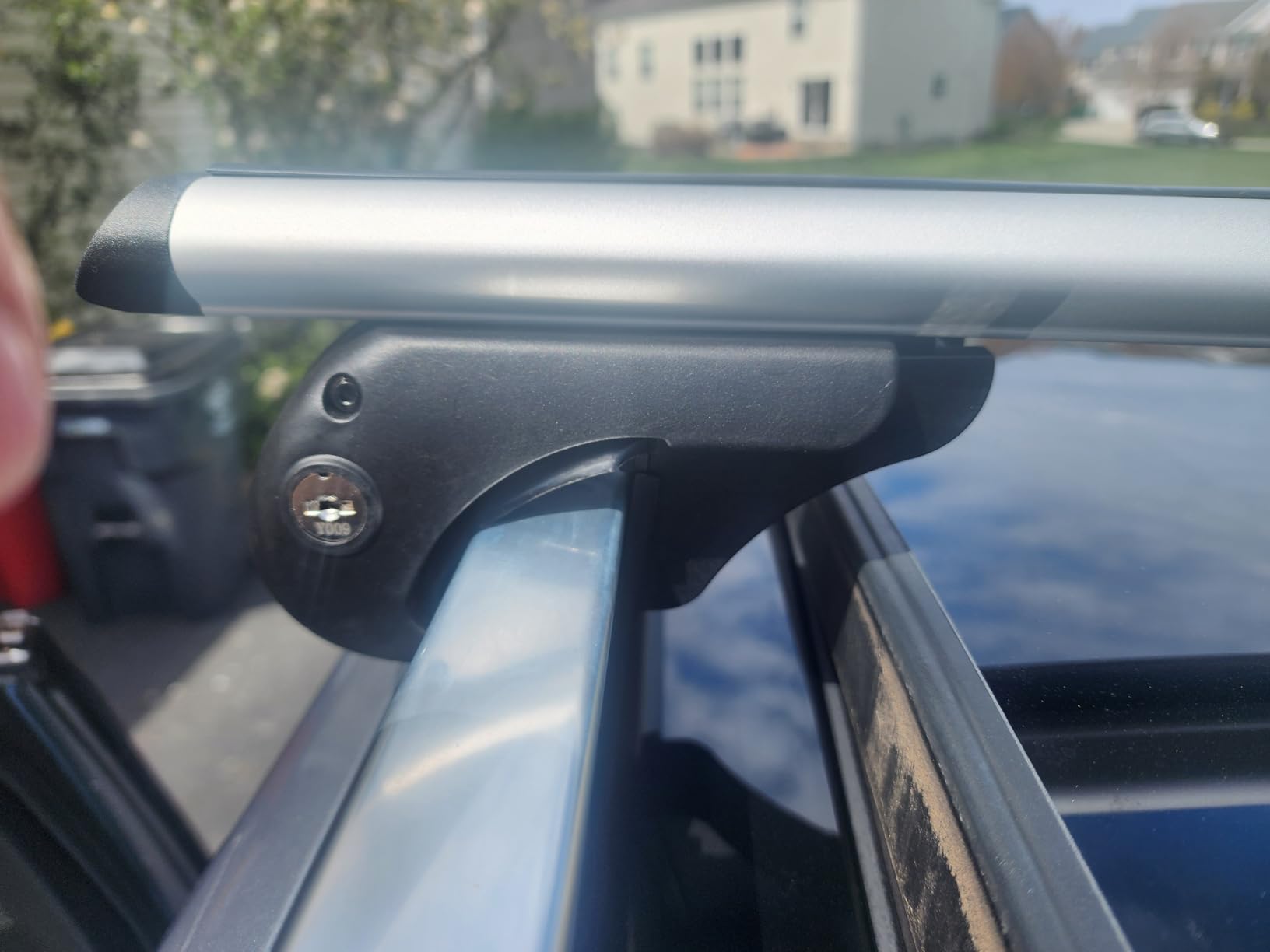 TANX Roof Rack Cross Bars with 4 Anti-Theft Locks | Heavy-Duty Universal Roof Rack (200lbs Capacity) | Universal Cross Bars that Fit Most Raised Side Rails Vehicles/SUVs (with Gap Design) customer photo 2