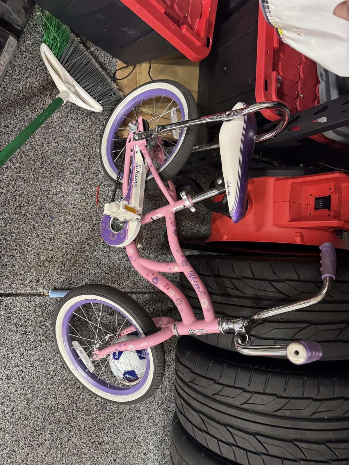 Chipmunk Kids Bike 12 14 16 18 Inch Bicycle with Training Wheels Beginners Boys Girls Ages 3-10 Years Multiple Colors customer photo 2