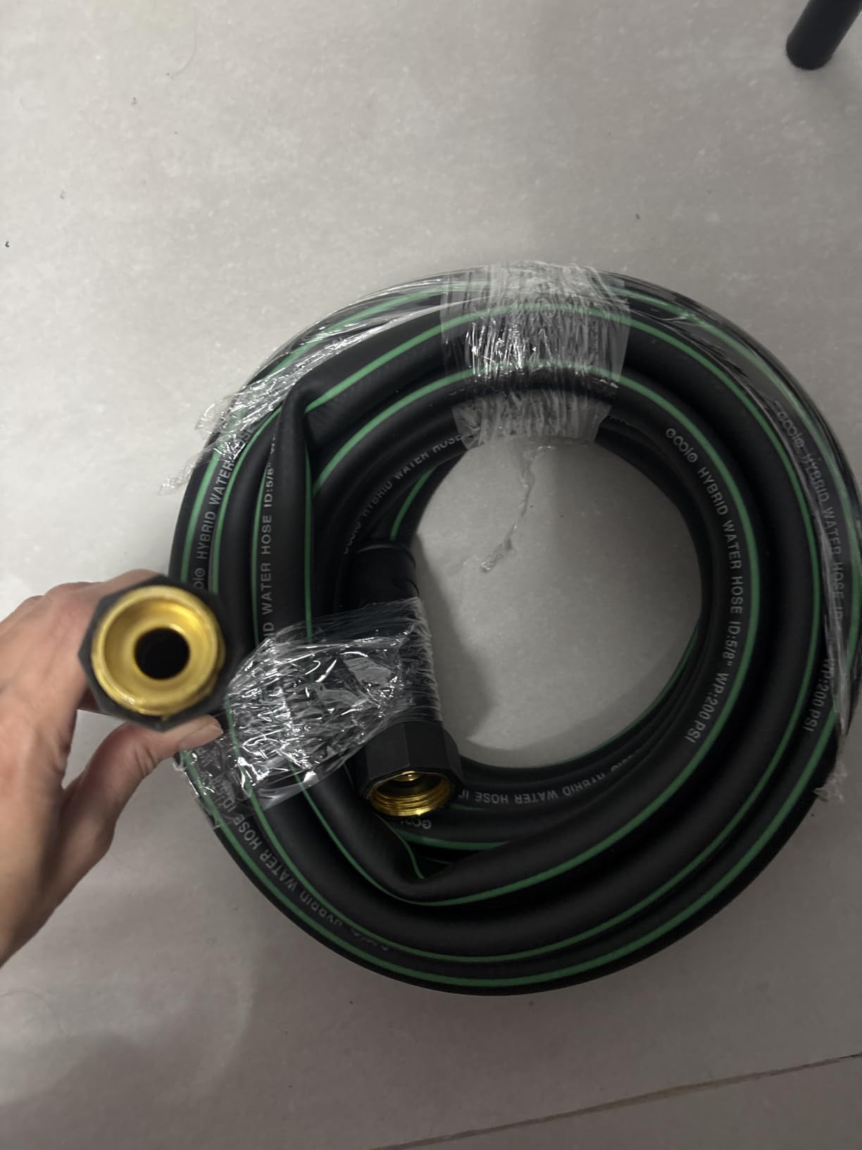 Heavy Duty Garden Hose 50ft, NON-EXPANDABLE Flexible Water Hose, Kink Resistant Lightweight Hybrid Hose, Leakproof Hose Male to Female Fittings customer photo 1
