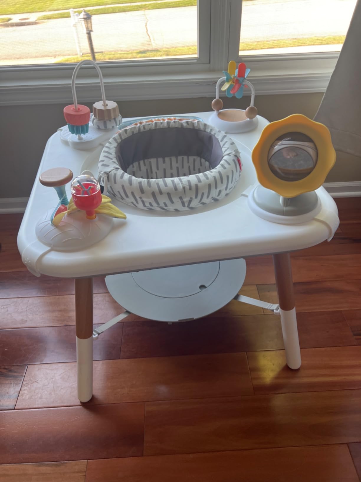 Skip Hop Discoverosity Montessori-Inspired 3-Stage Activity Center & Play Table for Baby Ages 4m+, Includes Mirror, Rattles, Teethers customer photo 2