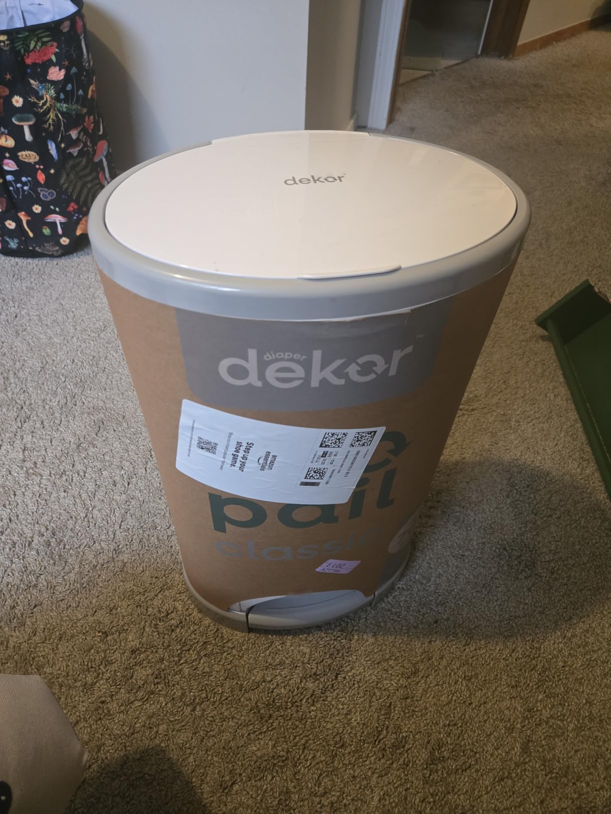 Diaper Dekor EKO Classic Diaper Pail, White | Eco-Friendly Diaper Pail Made with 70% Recycled Materials customer photo 2