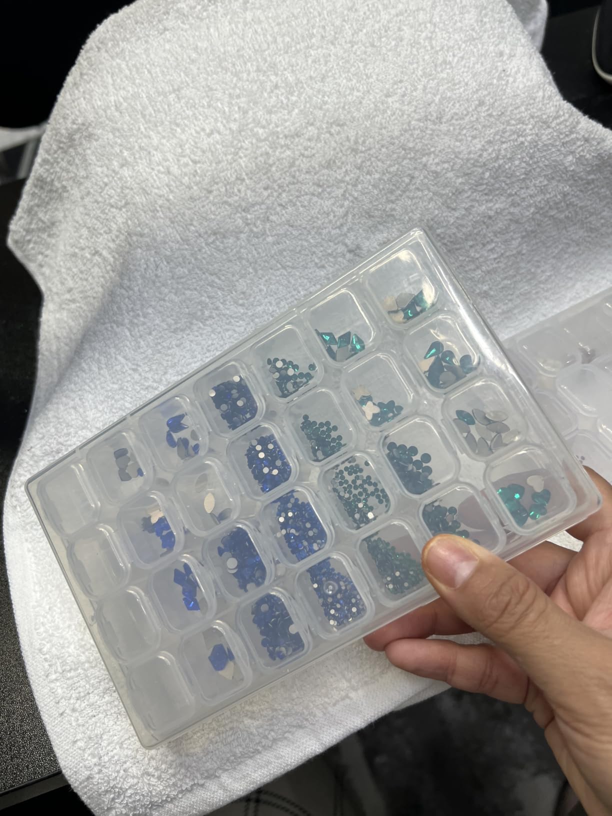 SGHUO Diamond Painting Storage Boxes 3 Pack 28 Grid Plastic Bead Organizer | Clear Plastic, Divided Compartments customer photo 2