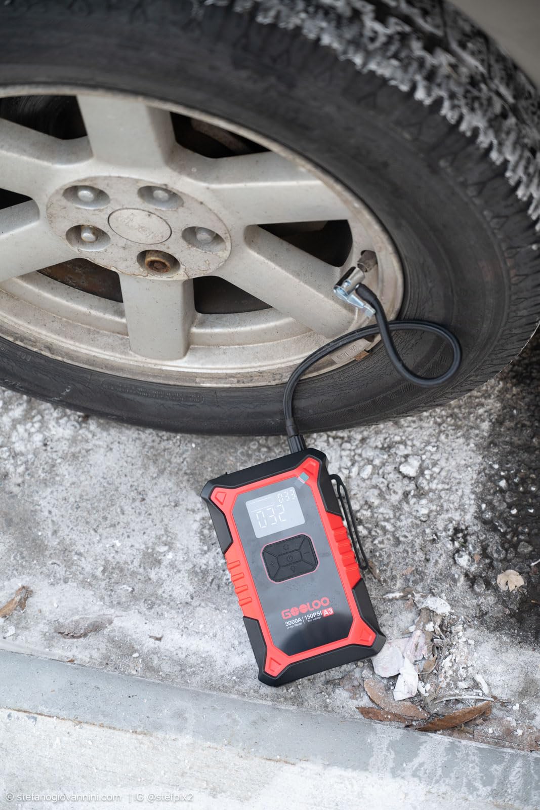 GOOLOO A3 12V 3000A Portable Jump Starter with Air Compressor | Supersafe Car Battery Booster Pack (9L Gas/6.5L Diesel) - BOOST for Dead Battery - 150 PSI Auto-Off Tire Inflator - LED Light customer photo 2