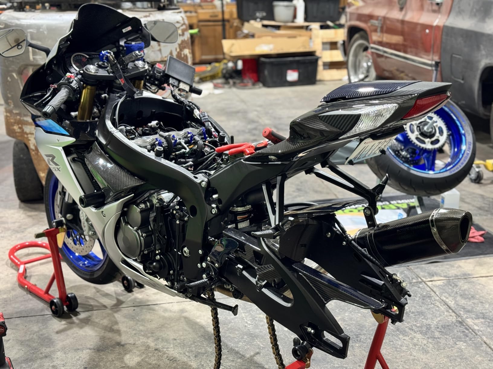 Jack Boss Motorcycle Stand Rear Combo Wheel Lift Stand, 500Lbs Capacity, Swingarm Spool Paddock Stand for Sport Bike, Fit for Yamaha, Honda, Suitable for Kawasaki Black customer photo 1
