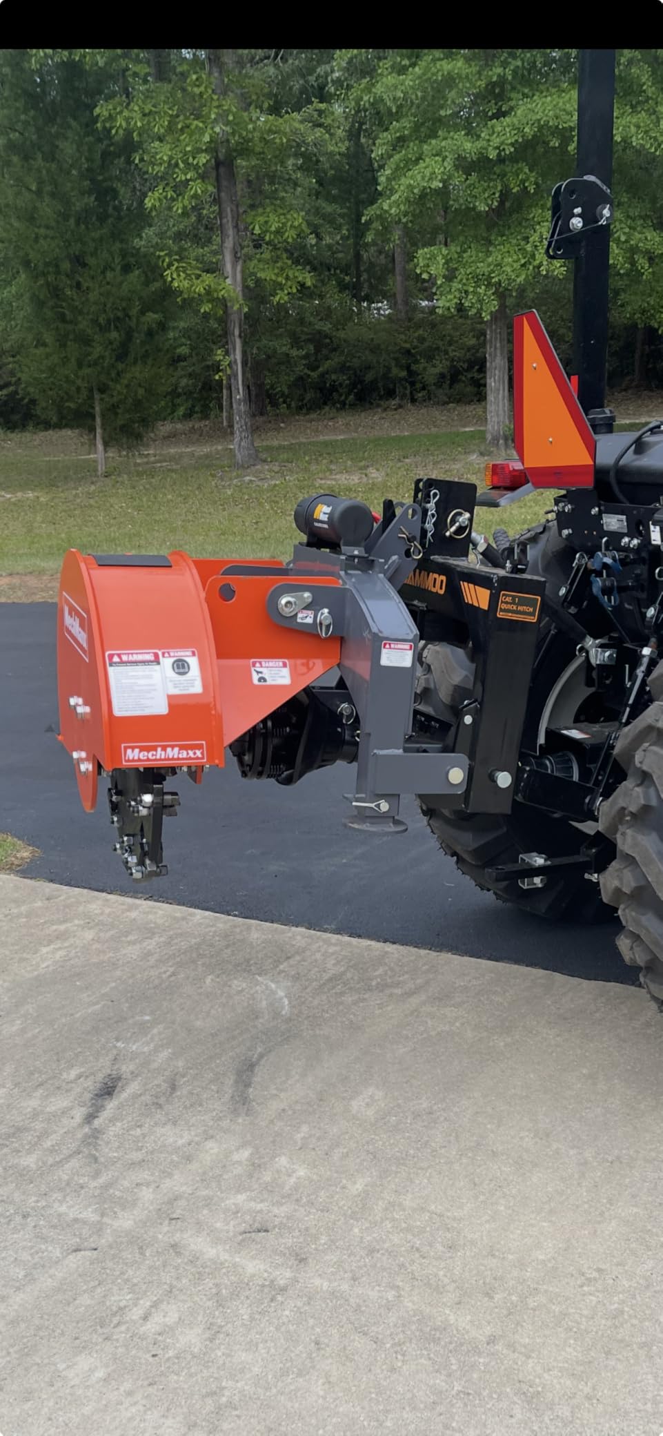 MechMaxx Heavy Duty 3-Point PTO Powered Stump Root Grinder For 15-45HP Tractors With 34 Carbide Teeth, 6'' Cutting Depth, 24'' Flywheel Diameter, Model SG24 customer photo 2