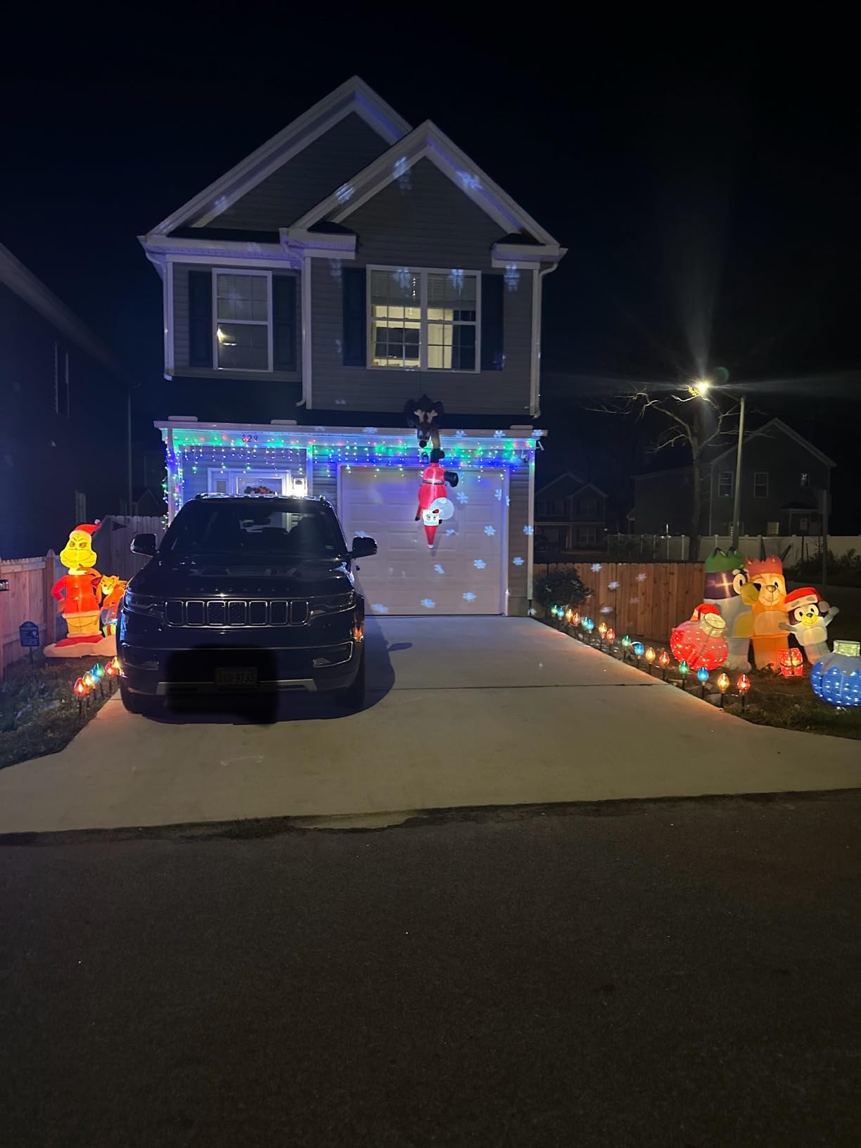 33FT 400 LED Icicle Lights for Outside, Warm White Icicle Christmas Lights | Plug in 8 Modes Waterproof Connectable String Lights Outdoor Indoor with 75 Drops customer photo 1