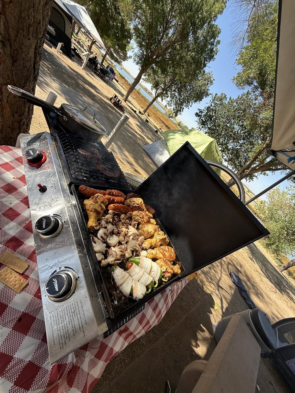 Royal Gourmet PD1305H 3-Burner Propane Gas Grill, Griddle Combo with Lid, 3-in-1 Grill Griddle Combo, 29,000 BTUs Output, 364 Sq. In. Cooking Area, for Outdoor Cooking, Silver & Black customer photo 1