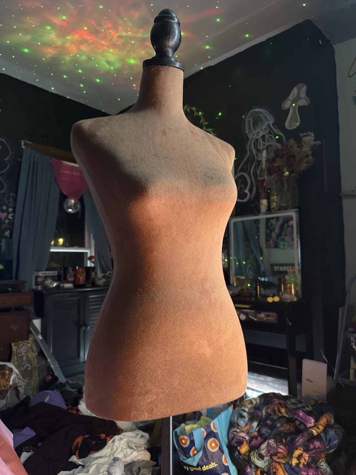 Clothing Mannequin Female, Maniquine Dress Form 58-67 Inch Height Adjustable, Manikin Body Tripod Stand Brown customer photo 1