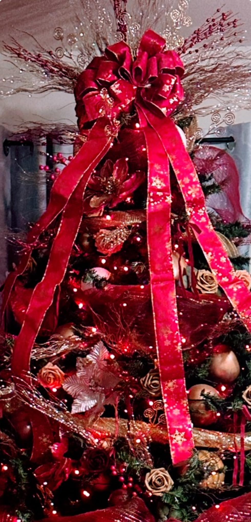 Hismir Large Velvet Christmas Tree Topper Bow,Red & Gold 53x13 Inches | Decorative Ribbon Bows with Glitter Streamer for Xmas Tree Wreath Door Festival Home Decor, Christmas Indoor Decoration customer photo 2