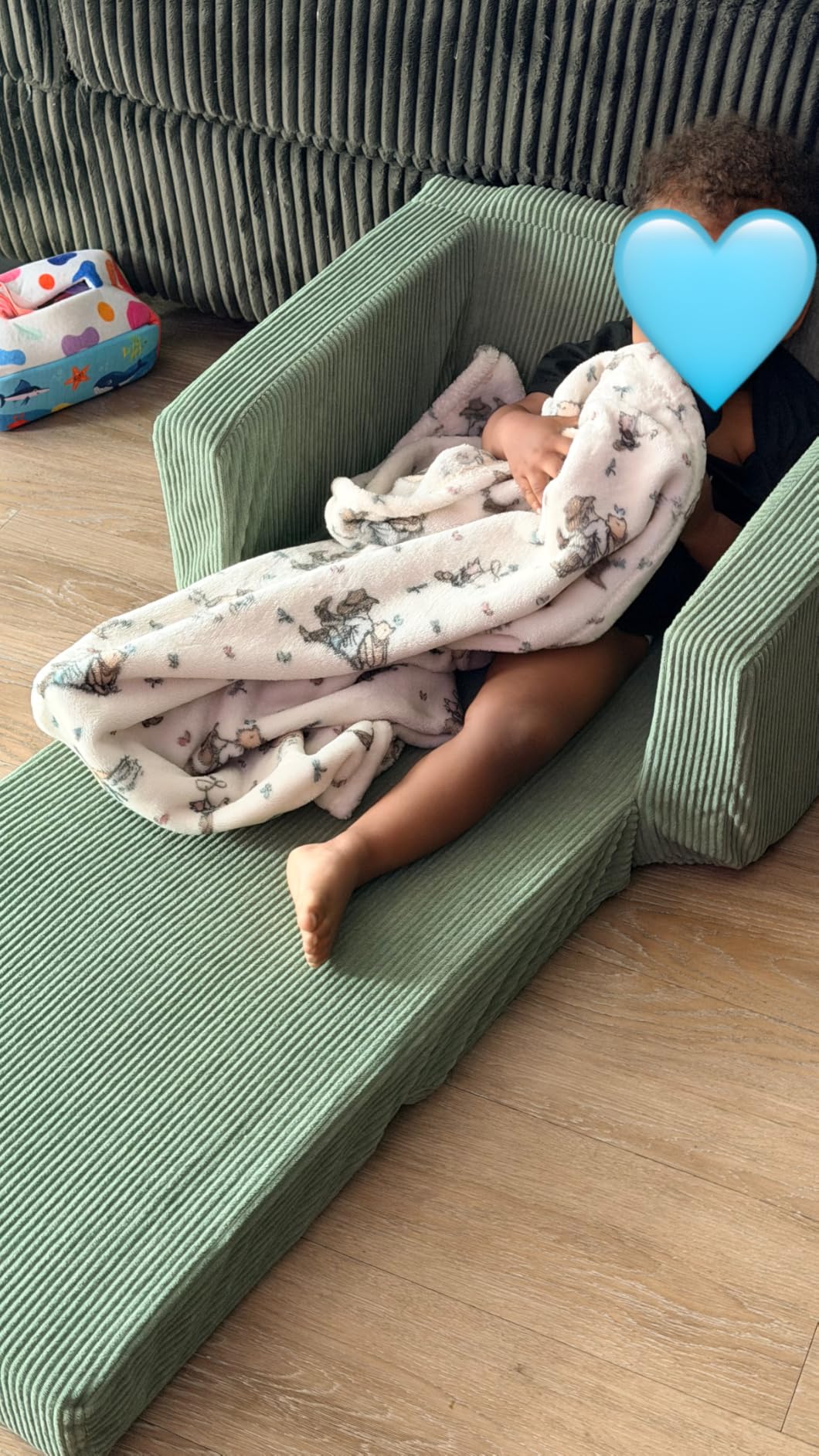 2-in-1 Kids Chair and Couch, Cozy Corduroy Kids Sofa, Green | Fold-Out Kids Couch, Boys and Girls, Bedroom & Playroom, Reading and Playing, Lightweight, Removable Washable Cover customer photo 2