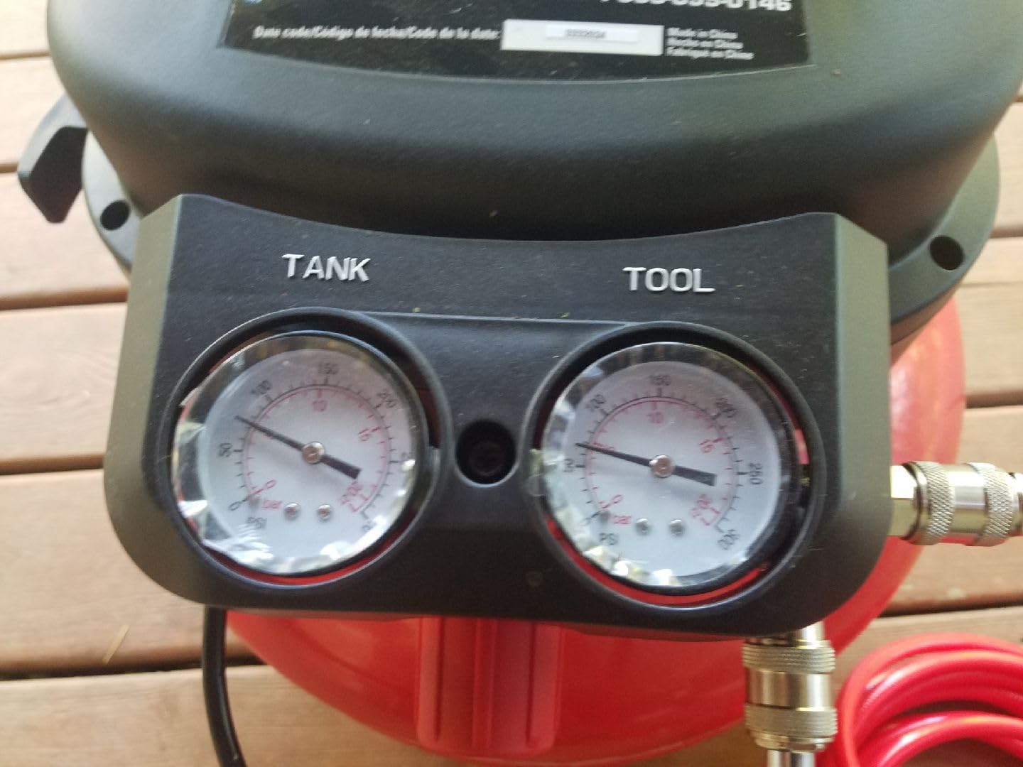 ECOMAX Air Compressor 6 Gallon 175 PSI Pancake Portable Oil-free Tank with 10 PCS Accessories Kit customer photo 2