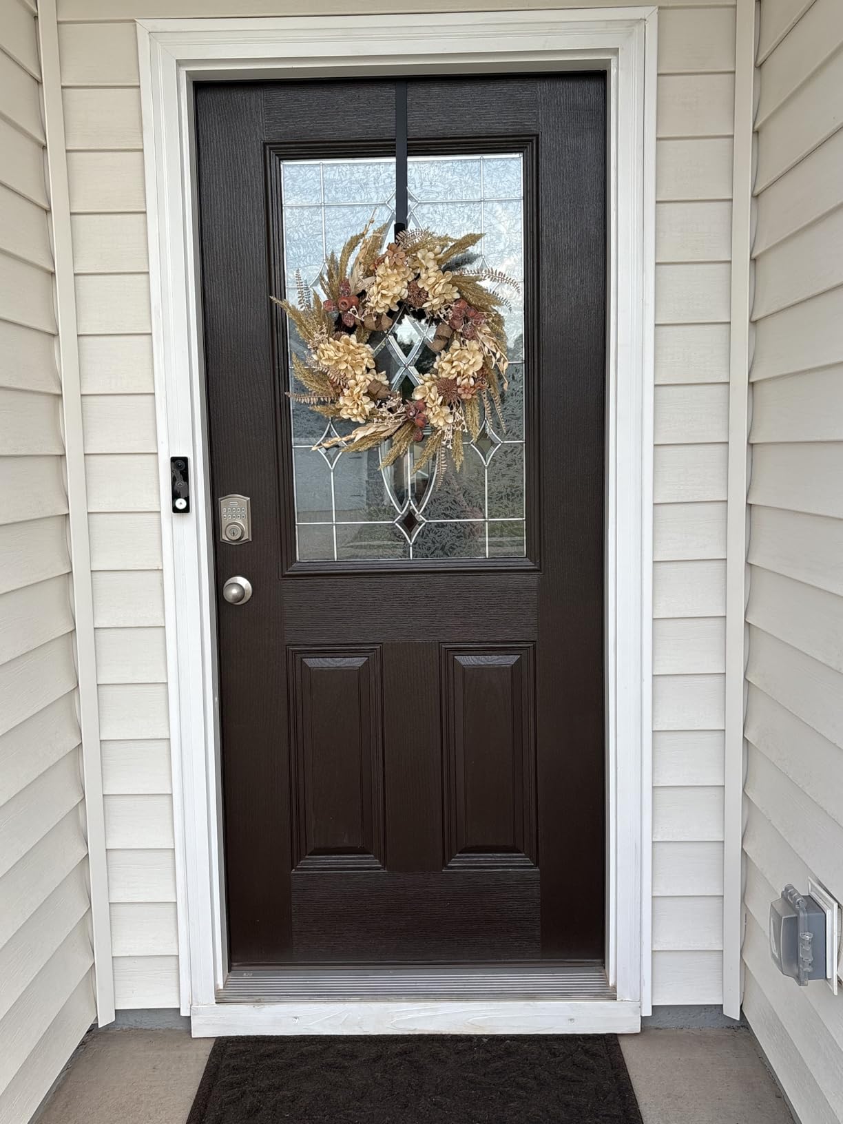 18 Inch Lush Hydrangea and Pampas Fall Winter Wreath for Front Door | Light green eucalyptus, boho brown florals burlap and berry accents for farmhouse, Thanksgiving, harvest, year-round displays customer photo 2