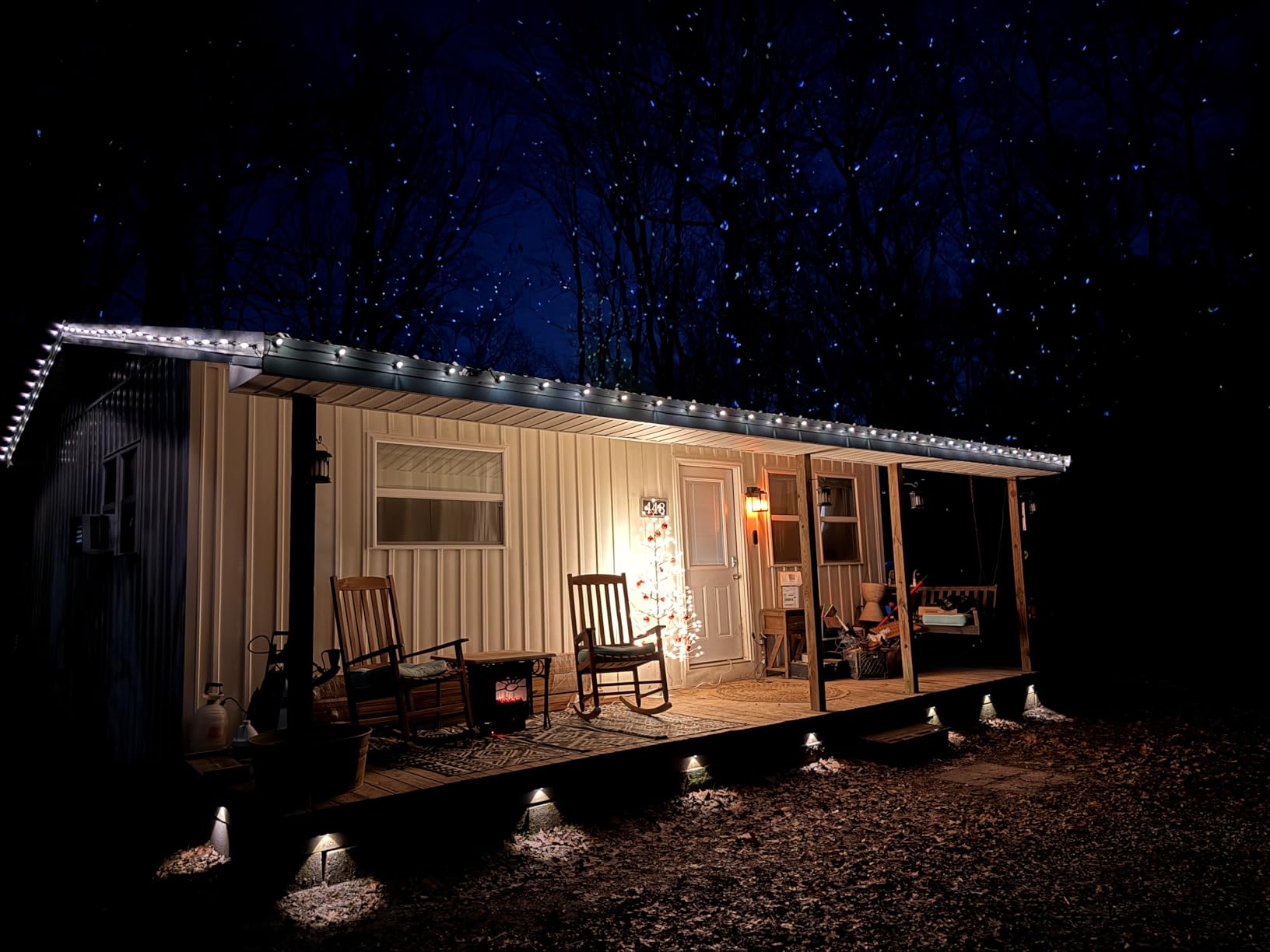 AIRIVO Outdoor Laser Lights Projector, White Laser Fairy Lights Projector, Christmas Snowflake Projector 3 Lighting Modes with Remote Control,Holiday Halloween Decor for Home,Garden, Trees,White Laser customer photo 2